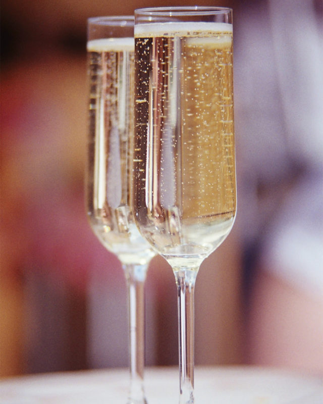 Deux verres de champagnes